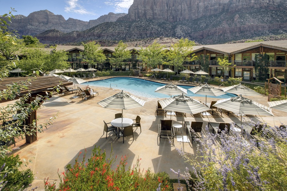 Aerial View of Desert Pearl Inn
